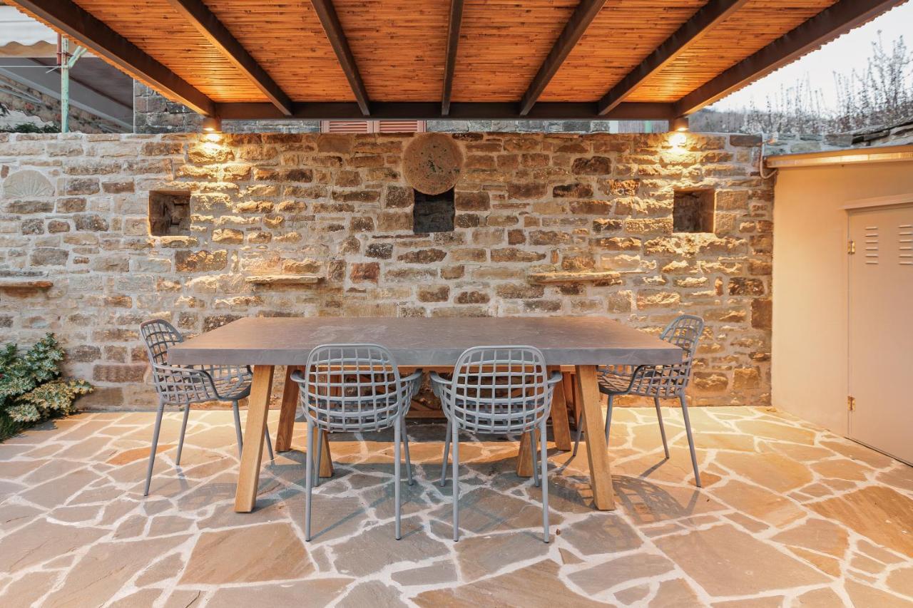 Lozart Traditional Stone House Chalet Elliniko (Epirus)