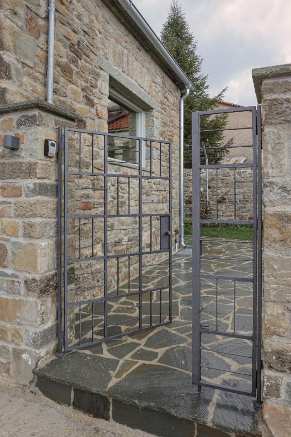 Lozart Traditional Stone House *