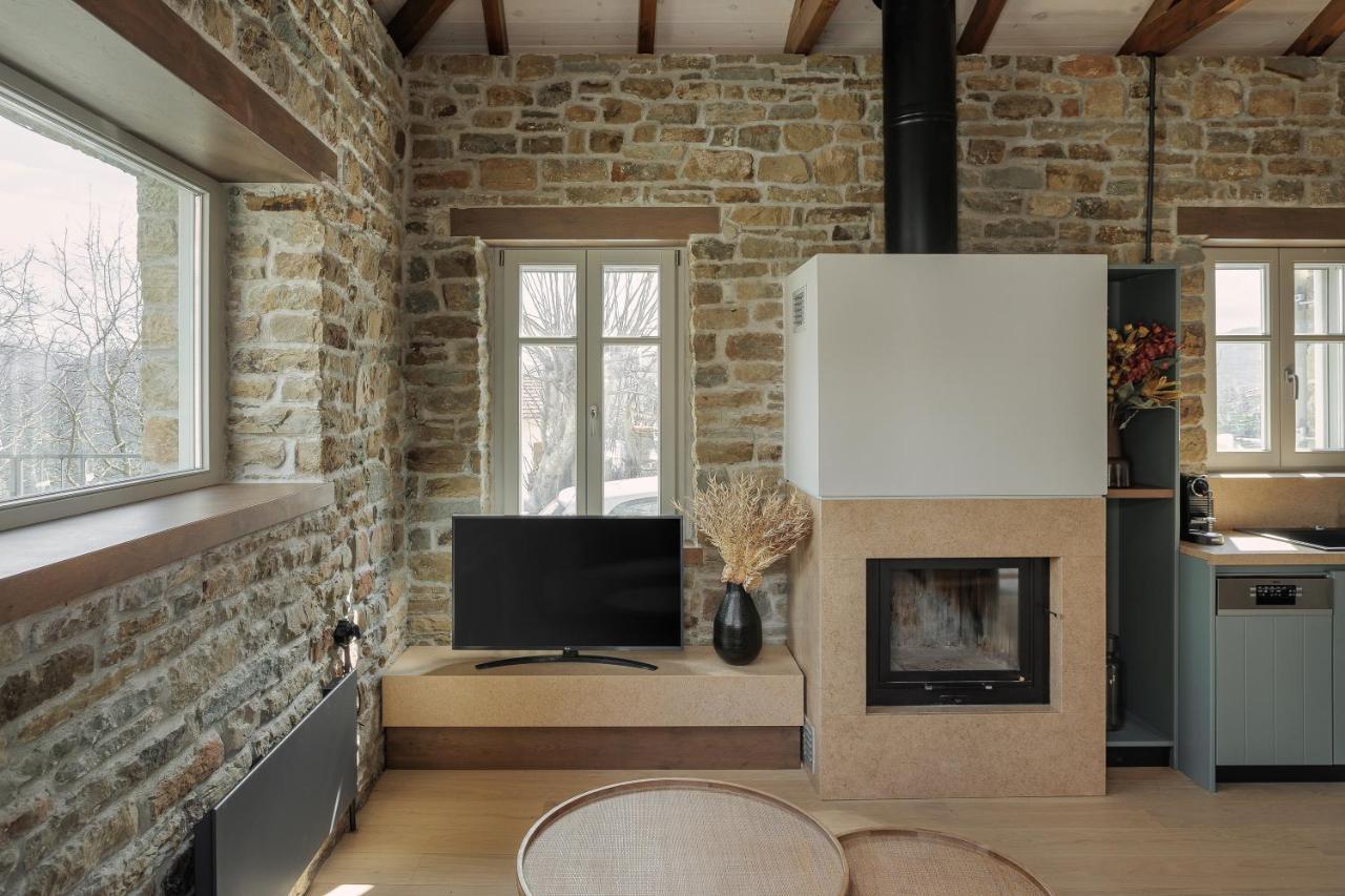 Chalet Lozart Traditional Stone House Elliniko (Epirus)
