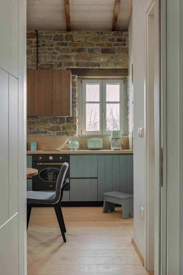 Lozart Traditional Stone House Elliniko (Epirus)